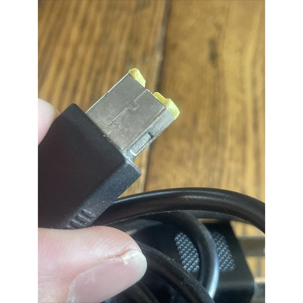 Lenovo Charger‎ Yellow Square Plug ADLX65NLC3A